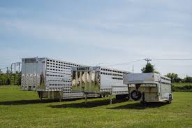 Aluminum Livestock Trailers vs Steel Livestock Trailers: Which Offers Better Durability?